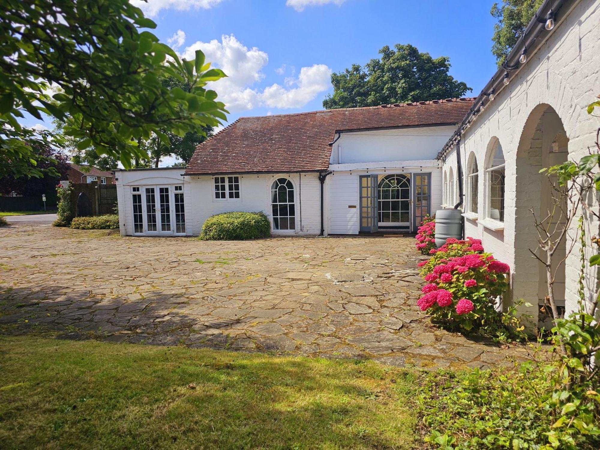 English Farmhouse Cottage Guildford Exteriör bild